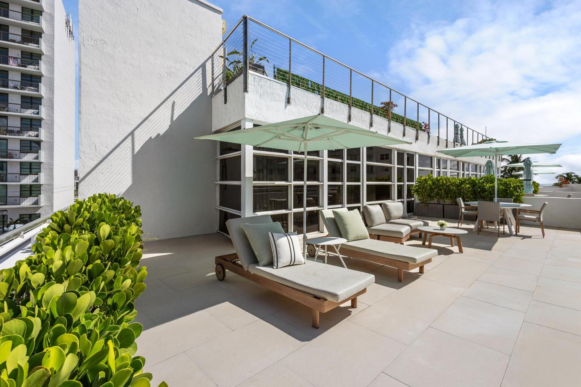 Bentley Hotel South Beach — Photos 3
