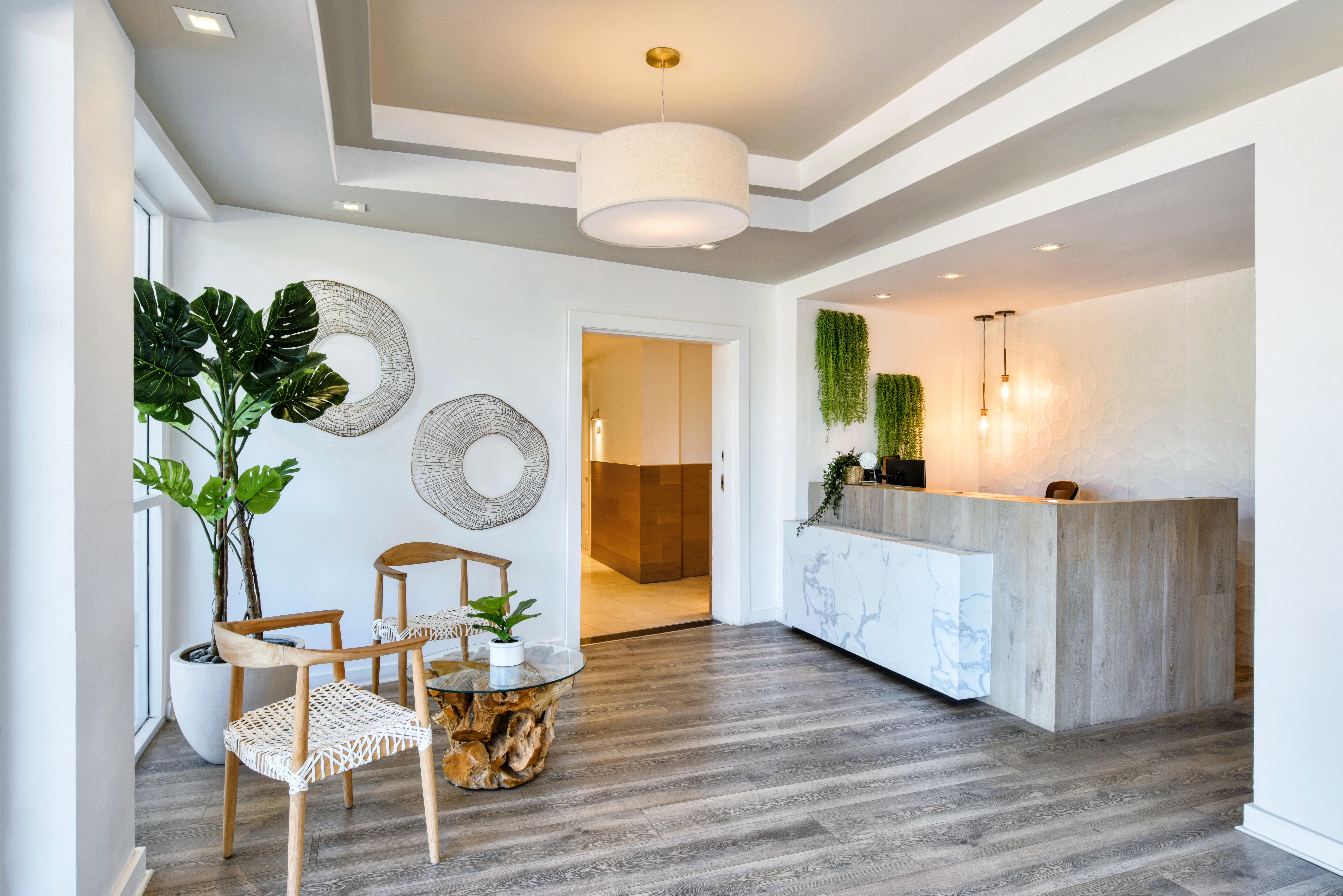 Bentley Hotel South Beach — Photos 1